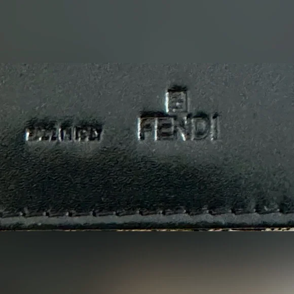 Fendi Zucchino Monogram bi-fold Wallet - Picture 6 of 12